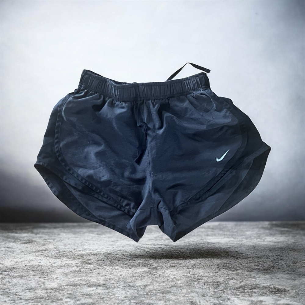 Nike Women's Navy Blue Sports Shorts #516